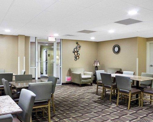 MainStay Suites Bismarck