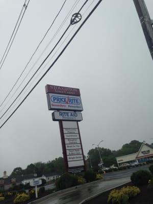 Stoughton Town Center Plaza-- 639-703 Washington Street / Route 138, Stoughton Sign