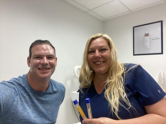 Roxy Barber Acupuncture & Aesthetics