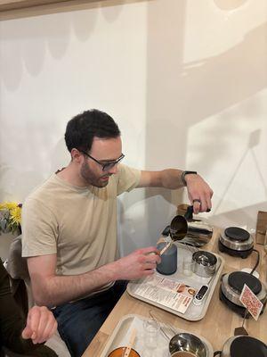 massage candle workshop in action