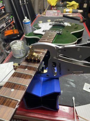 Dr. Jon's Guitar Repair