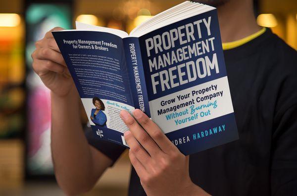 Marcus Hardaway Freelance Graphic Designer