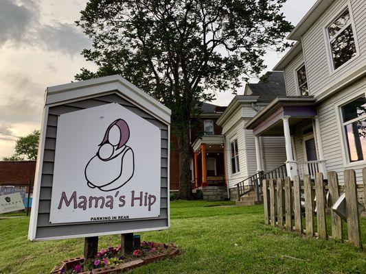 Mama's Hip