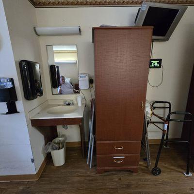 Hamilton Arms Center