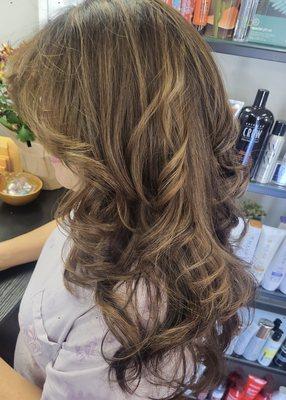 Love the cut & color!