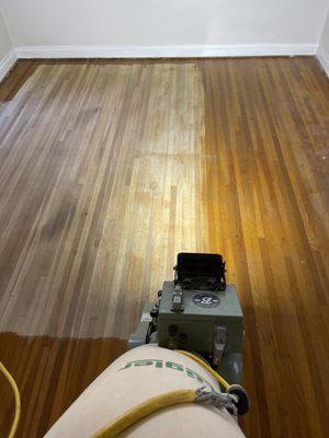 We have the correct Sanding machines