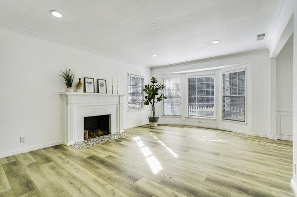 Jessica Chan - Avenue 8