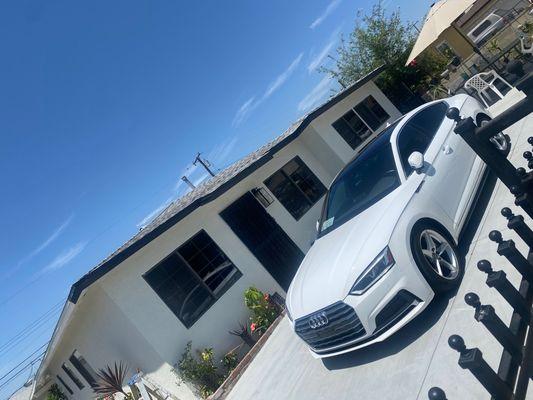 Deluxe Painting & Maintenance