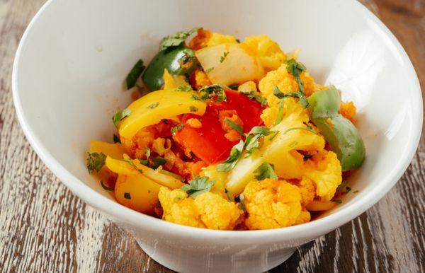 Gobhi (Cauliflower)Taka Tin