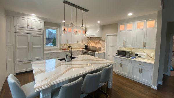 Full kitchen remodeling project expertly remodeled by Kitchens Masters