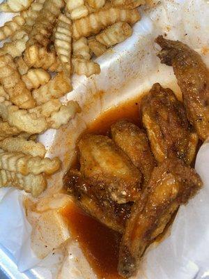 6 pc wing honey hot with lemon pepper sprinkles