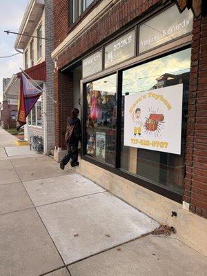 Dave's Cleanouts and Collectibles