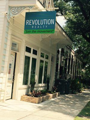 Effie Chaisson - Revolution Realty