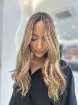 To achieve this look we did Air Touch Balayage with k18 treatment cut and style!