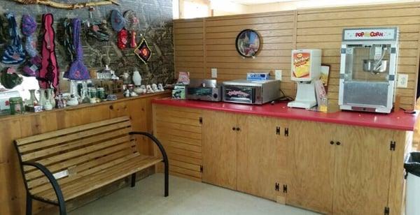 Harley Creek General Store - Cruso