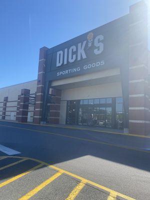 DICK'S Sporting Goods