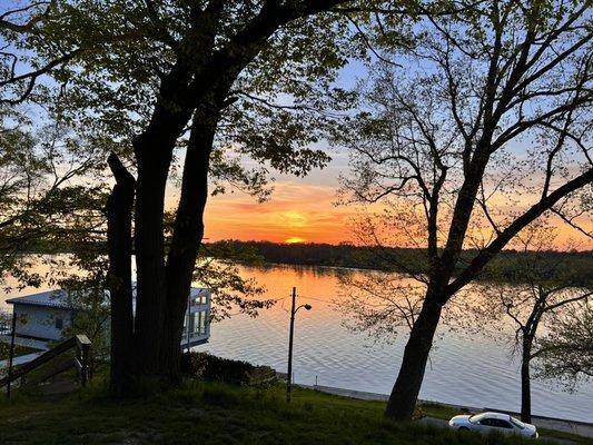 Douglas Bowman - Keller Williams Realty