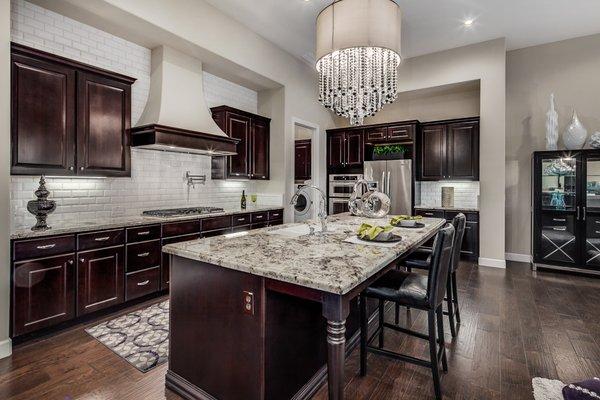 Josie Pakula - REALTOR