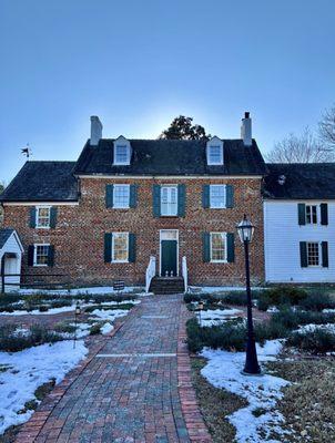 Ferry Plantation House