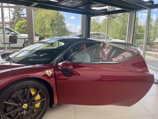 Ron Tonkin Gran Turismo