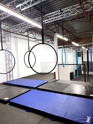 Loft area featuring our lyra rigging setup!