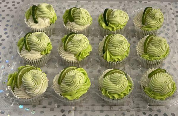 The Golden Reynbow Cupcakery & Patisseries