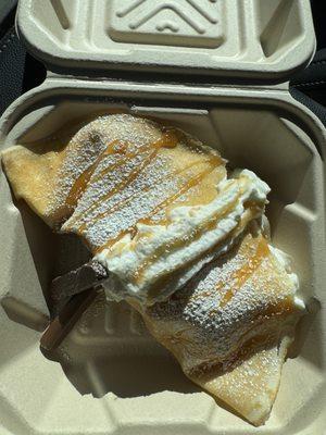 Cheesecake and berries crepe