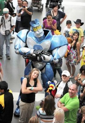 ROCK-IT THE ROBOT entertaining auto show attendees