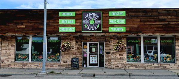 Heavens Peak Organic Market