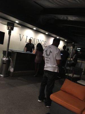 V Lounge