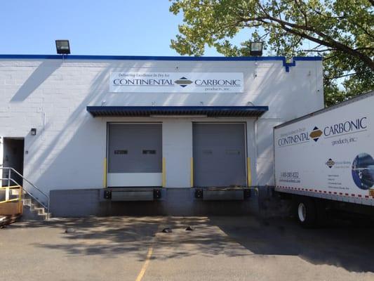 Continental Carbonic provides all forms of dry ice and an extensive line of dry ice blasting equipment.