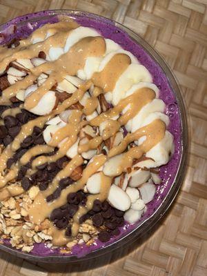 Açaí bowl with monkey bowl toppings