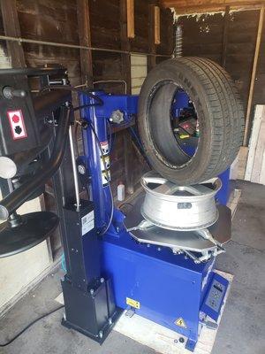 AL's Tire Install & Brake Service
