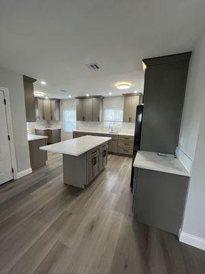 Project of a kitchen in Compton CA (After).