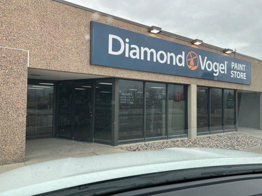 Diamond Vogel Paint Center