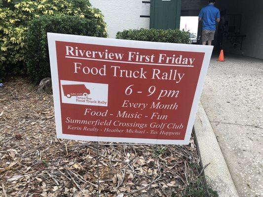 Riverview food truck rally!