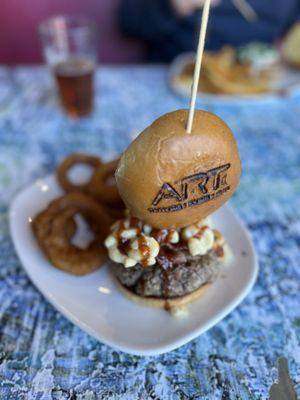 Art Burger Sushi Bar