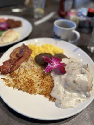 Southern combo. Comes with bacon, sausage and biscuits and gravy. Very good.