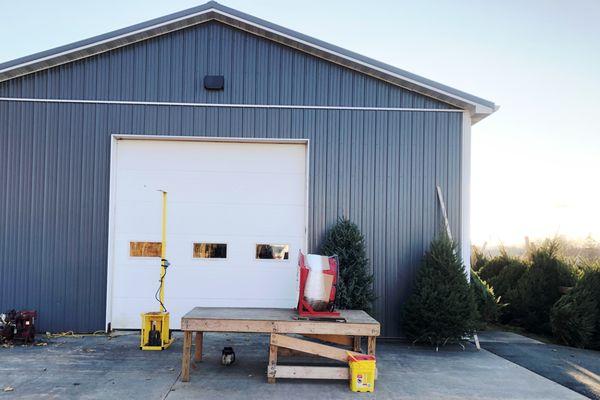 We offer to prune, bale, drill and load your tree for free.