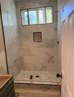 Alvarez Flooring & Demolitions