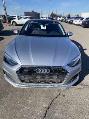 4 Lowest Price Auto Glass