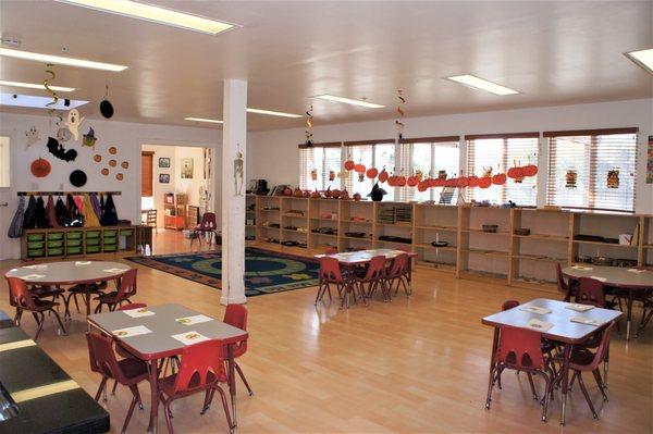 Lakeview Montessori
