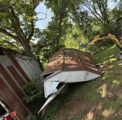 Rivera’s Junk Removal & Hauling