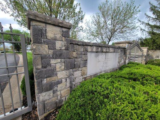 HOA Entrance Pressure Washing