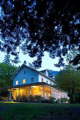 Lake Crescent Lodge