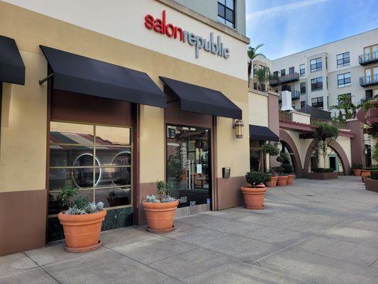 Salon Republic Pasadena