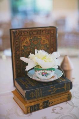 Tablescape Three's flower from Schnuck's Florist!