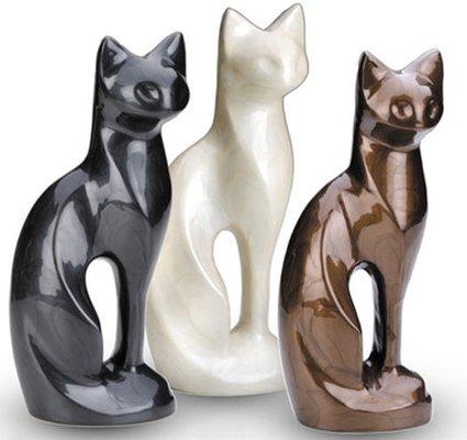 Urns for cat's ashes