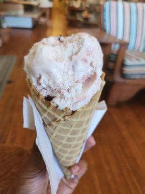 Artisun Gallery and Cafe