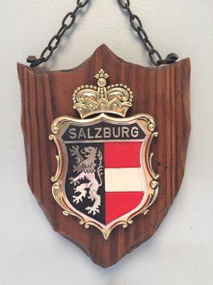 Paradise Delicatessen & Ursula's Schnitzelhaus